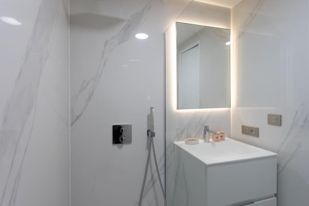 #11 Alex Suite Terrace Parking Ac 2 Bdr 5Mins To Sea Saint-Jean-Cap-Ferrat Exterior foto